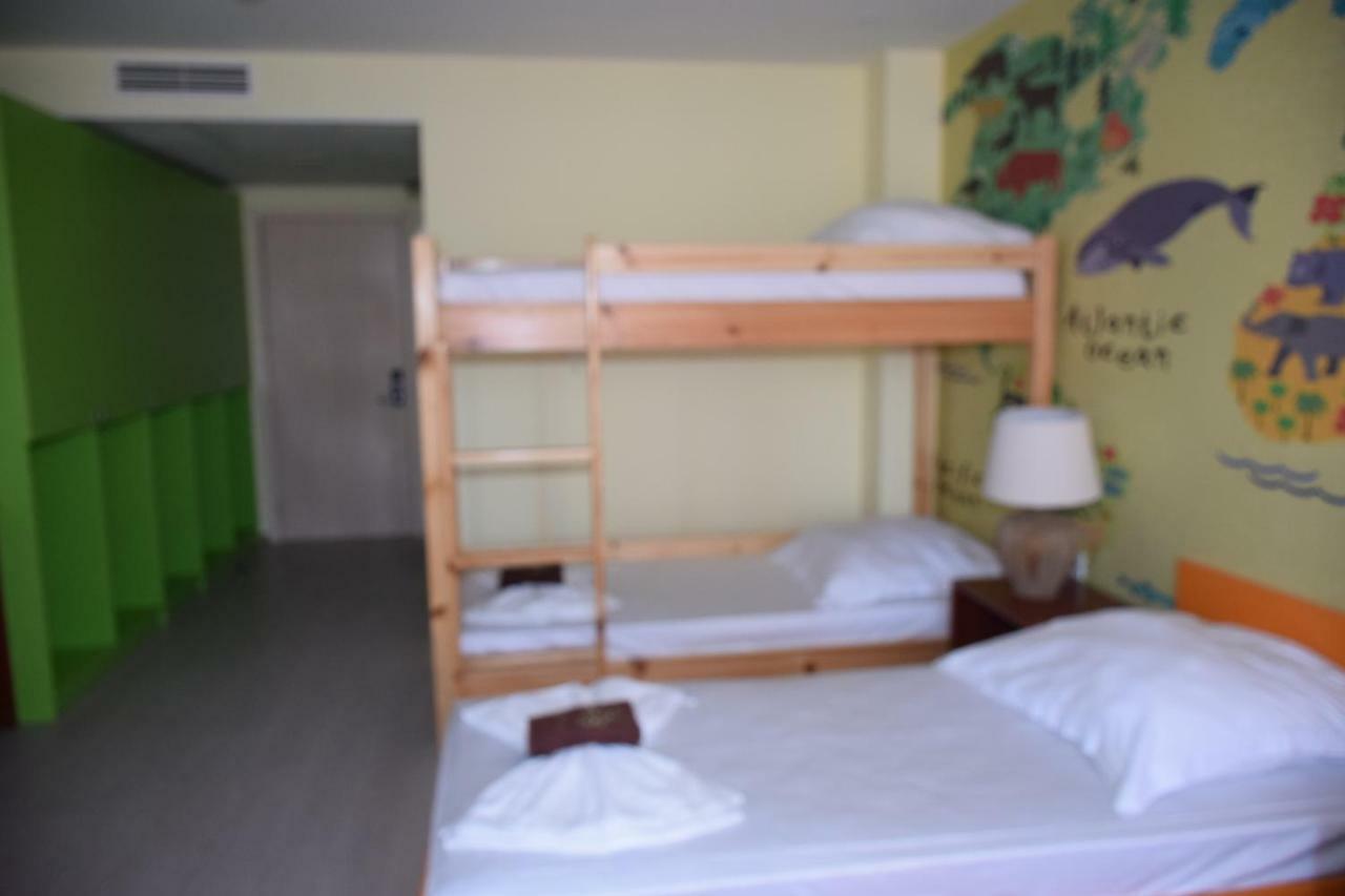 Hotel Camp And Pool Kranevo Esterno foto
